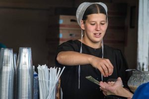 La sorprendente razón por la que las mujeres Amish recurren a la extracción dental tras el matrimonio