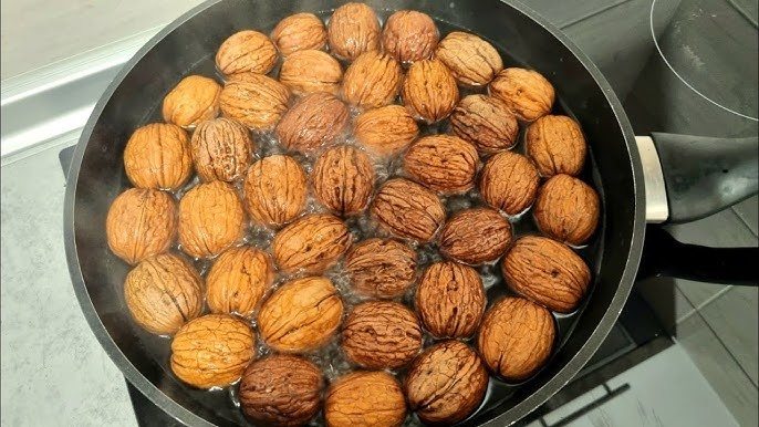Kochen Sie Walnüsse und trinken Sie das Wasser vor dem Schlafengehen – das Ergebnis wird Sie angenehm überraschen! ➤ Globenow.info